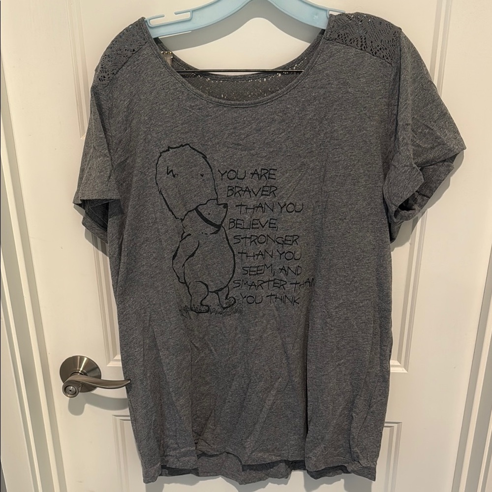 Disney xl Winnie the Pooh Gray Short Sleeve